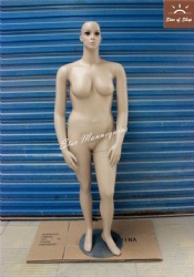 Plus Size Female Mannequin