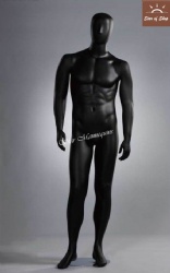 Muscular Male Mannequin